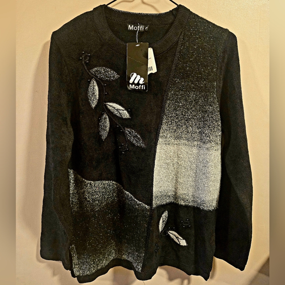 NWT Moffi Chenille Leaf Patterned Sweater With Beadwork
